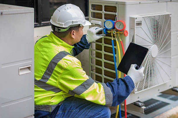 Professional Hvac technician working in Hudson, NC